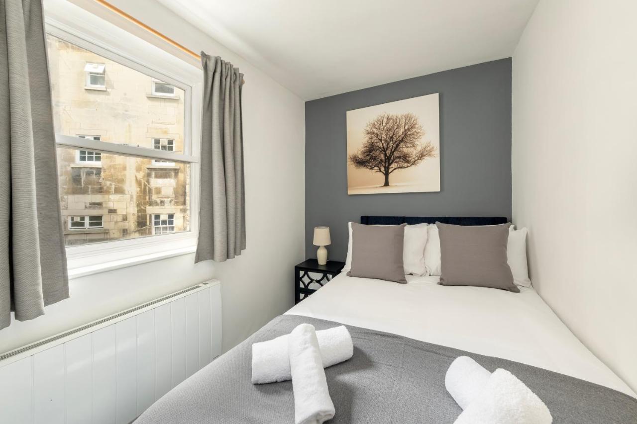 Super City Centre Apartment - Two Bedrooms, Perfect Location Бат Екстер'єр фото
